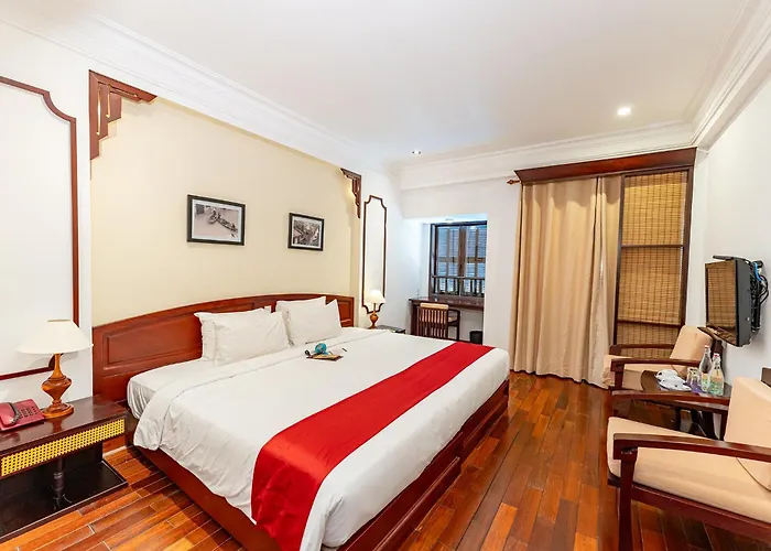 Deluxe King Room